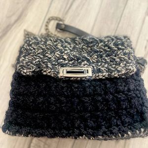 EUC Lorenza Gandaglia bagatelle “corina” chunky knit crossbody bar bag